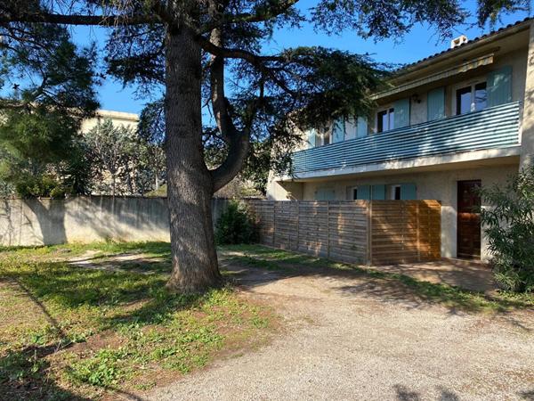 Location Appartement 4 pièces 94 m2 à Salon-de-Provence