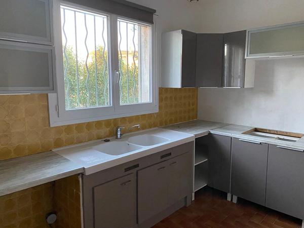 Location Appartement 4 pièces 94 m2 à Salon-de-Provence