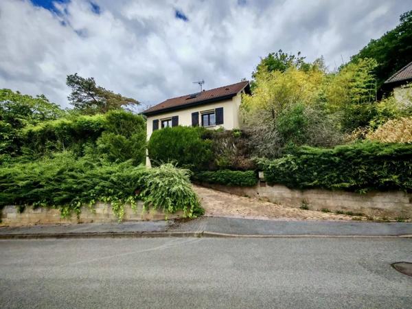Vente                                                      Maison
                        
                     5 pièces                      79 m2                     à Deluz