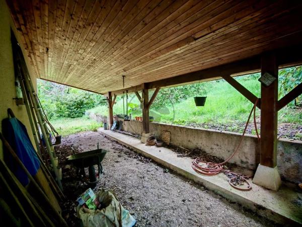 Vente                                                      Maison
                        
                     5 pièces                      79 m2                     à Deluz
