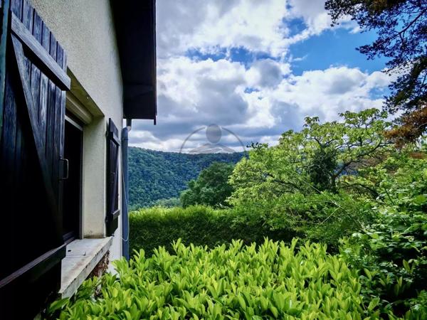 Vente                                                      Maison
                        
                     5 pièces                      79 m2                     à Deluz