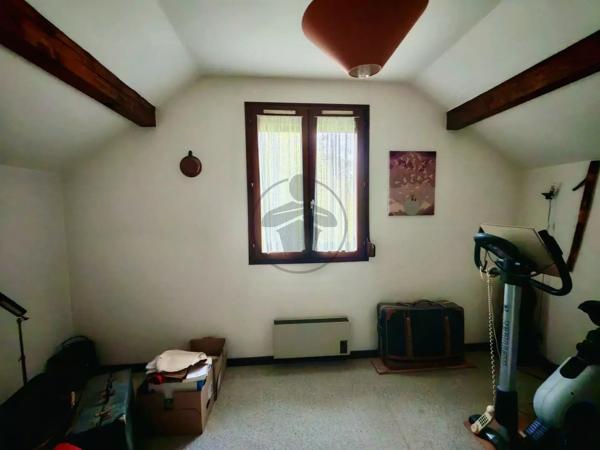 Vente                                                      Maison
                        
                     5 pièces                      79 m2                     à Deluz