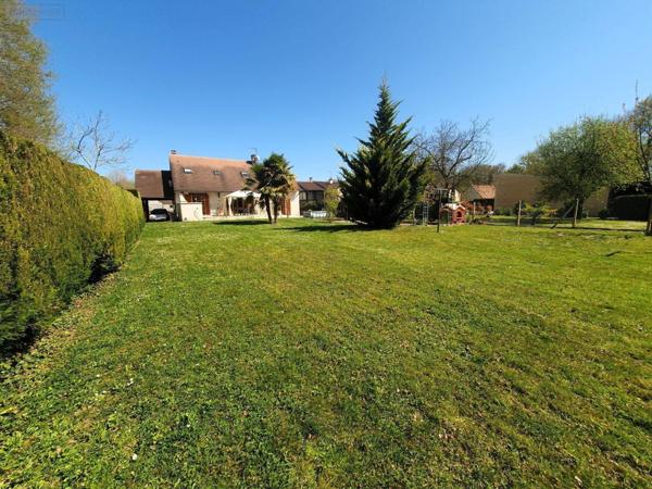 Maison à vendre à Souppes-sur-Loing en Seine-et-Marne (77460), ref : 133   
Les Varennes