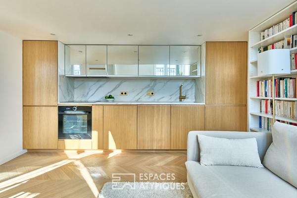 Dernier étage de prestige sur la Place du Marché Saint-Honoré