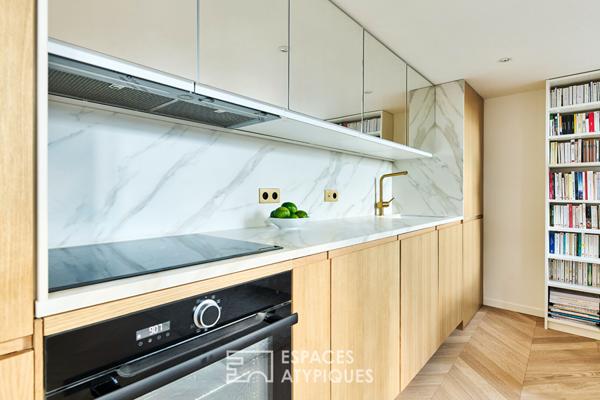 Dernier étage de prestige sur la Place du Marché Saint-Honoré