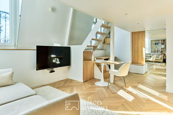 Dernier étage de prestige sur la Place du Marché Saint-Honoré