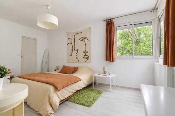 Maison 6 pièces - 166 m² - Piscine