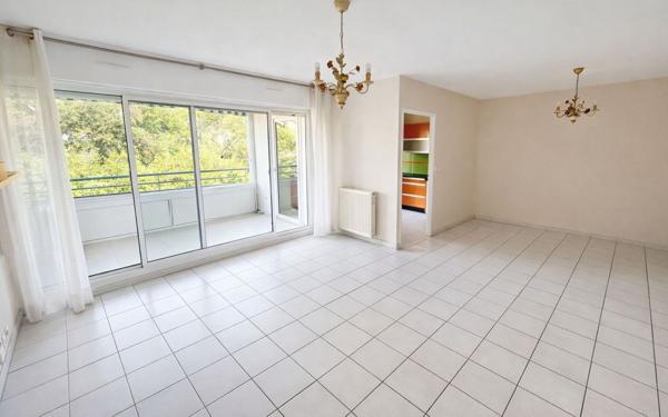 Appartement à vendre    3 pièces • 84 m2 Dax