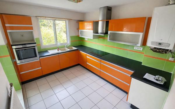 Appartement à vendre    3 pièces • 84 m2 Dax