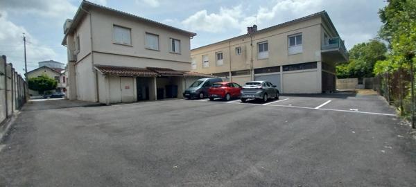 Agen 47000 immeuble 1 pièce(s) 175.28 m2