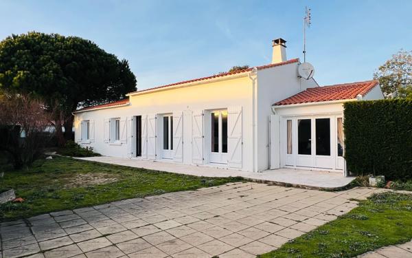 Maison à vendre    5 pièces •  La Couarde-sur-Mer