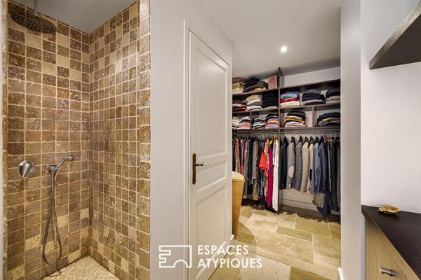 Ancienne bastide rénovée avec piscine et vue