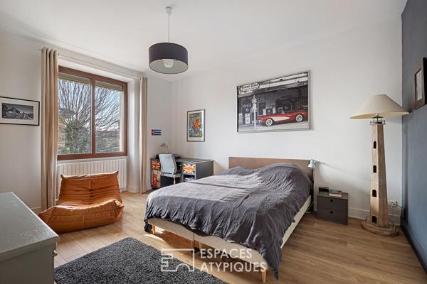 Ancienne bastide rénovée avec piscine et vue