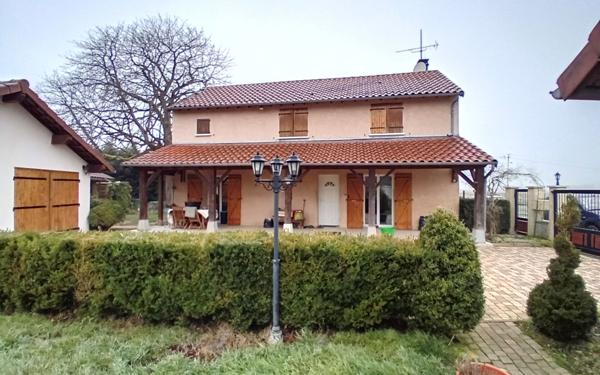 Maison à vendre    4 pièces •  Chevroux