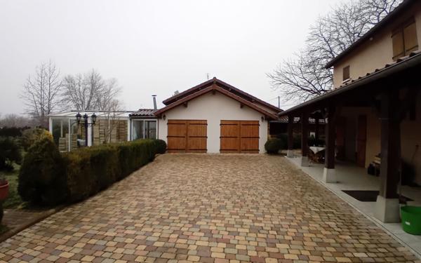 Maison à vendre    4 pièces •  Chevroux