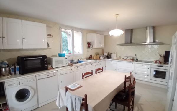 Maison à vendre    4 pièces •  Chevroux