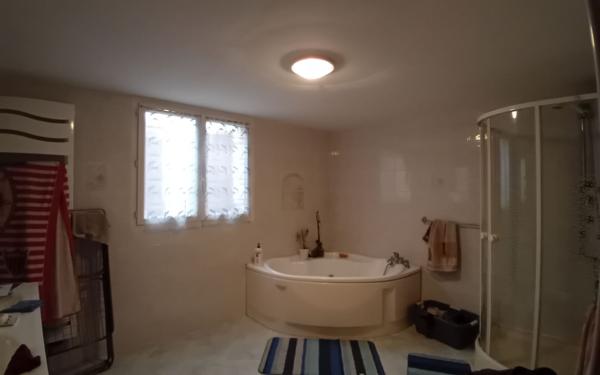 Maison à vendre    4 pièces •  Chevroux