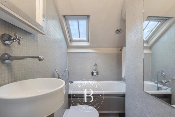 Paris 8ème, Appartement 2 Chambres -  53 m² à vendre