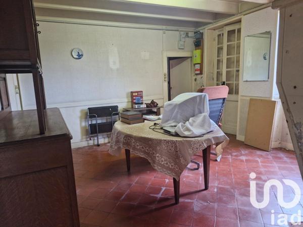 Maison 7 pièces de 187 m² à Lamothe-Montravel (24230)