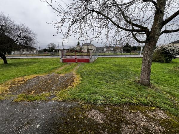 GARAGE 71 m² sur TERRAIN 1848 m²