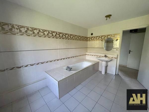 EXCLUSIVITÉ – APPARTEMENT D'EXCEPTION - VUE MER PANORAMIQUE - ASCENSEUR PRIVATIF - 5 CHAMBRES - PARKINGS