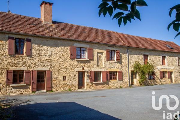 Maison 22 pièces de 316 m² à Le Buisson-de-Cadouin (24480)