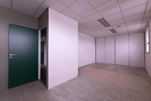 PAU (64) - Place de Verdun - À vendre bureaux de 235m2