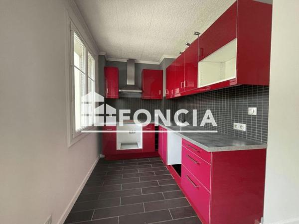 Location Appartement 3 pièces 46.89 m² - 125 BOULEVARD PICOT Toulon 83100