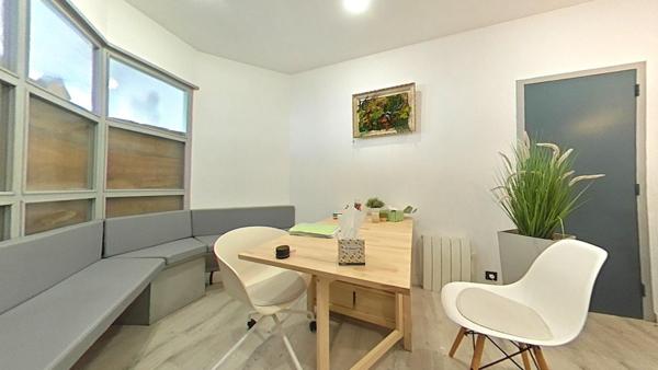 A vendre murs Locaux d'activité Montfavet  (84170) 193 m2, coworking médical , location de salles