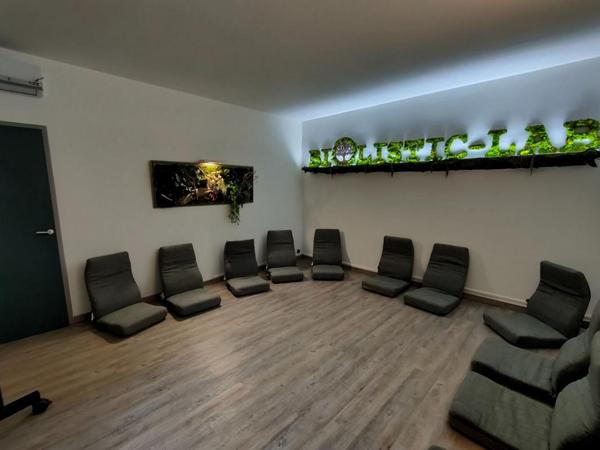 A vendre murs Locaux d'activité Montfavet  (84170) 193 m2, coworking médical , location de salles