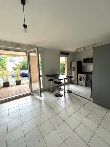 TOURNEFEUILLE/LARDENNE : T2 avec terrasse