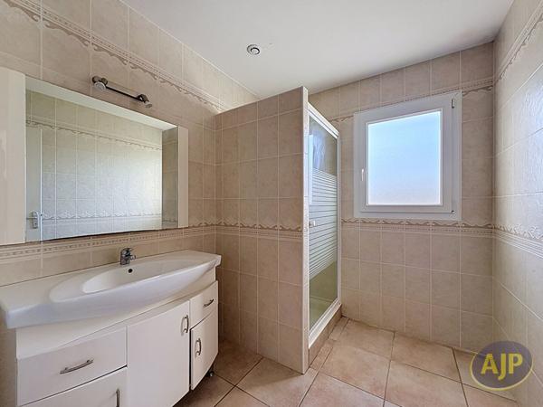 Maison à vendre Challans - 4 pièces, 100m² avec 3 chambre(s) à 244 900€ - AJP Immobilier Challans