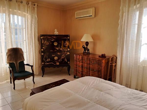 Très belle maison de caractère.