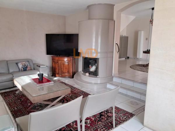 Très belle maison de caractère.