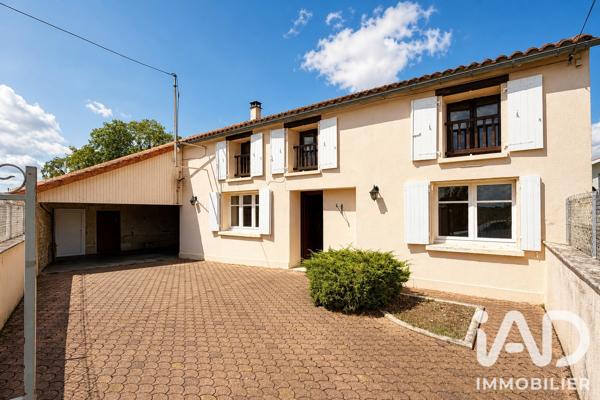 Maison à vendre 5 pièces 129 m² Hiersac