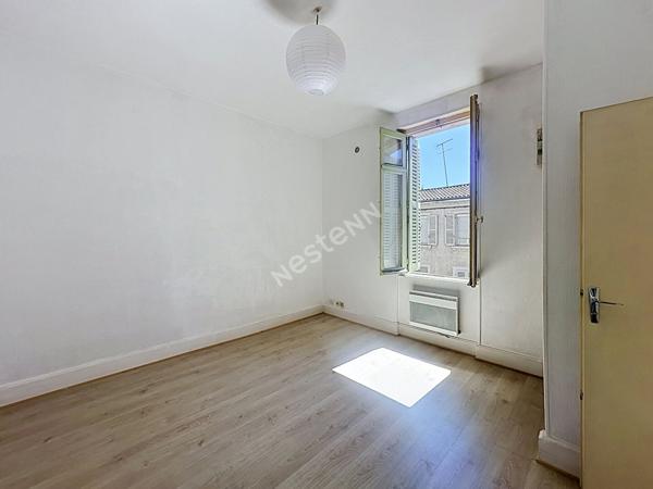 Appartement 2 pièces à vendre à Poitiers - Dans Charmant immeuble ancien entre centre ville et faculté quartier Pont neuf