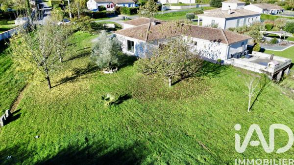 Maison à vendre 4 pièces 145 m² Mouthiers-sur-Boëme