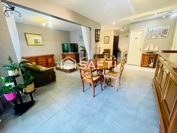 T2Bis avec grand balcon et stationnement privatif