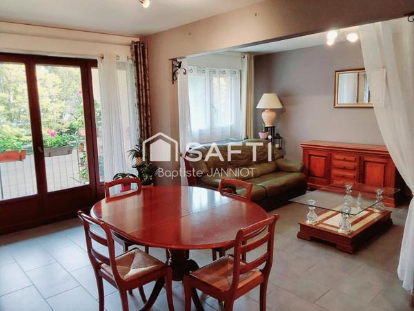 T2Bis avec grand balcon et stationnement privatif