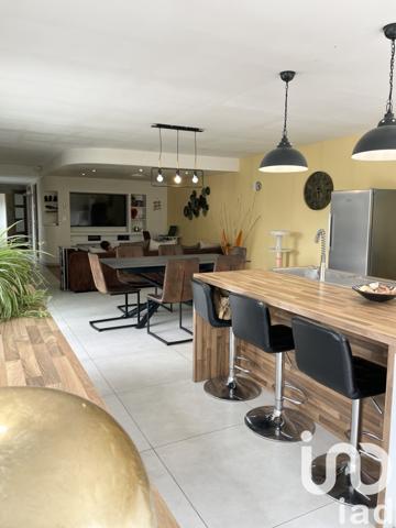 Maison à vendre 6 pièces 154 m² Merville