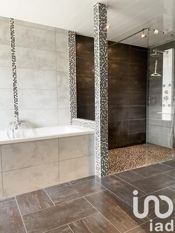 Maison à vendre 6 pièces 154 m² Merville