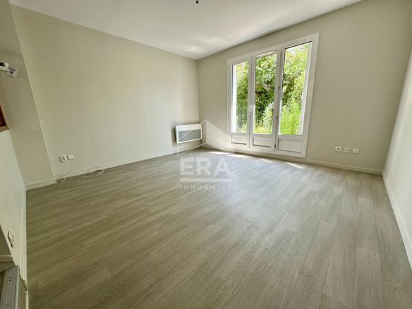Maison Tours Montjoyeux 5 pièce(s) avec jardin et garage