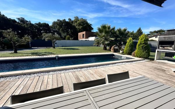 Maison à vendre    4 pièces • 99,47 m2 Bénesse-Maremne