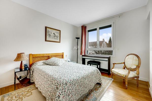 Chaville - Rive Droite Fausses reposes - Maison familliale €820 000 ** - Référence 644-C