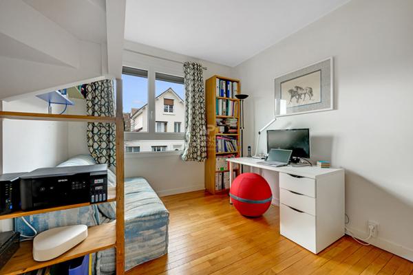 Chaville - Rive Droite Fausses reposes - Maison familliale €820 000 ** - Référence 644-C