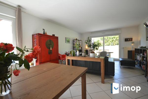 À Talant, maison familiale 7 pièces avec jardin et double garage, proche commodités