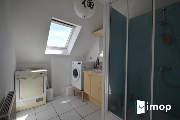 À Talant, maison familiale 7 pièces avec jardin et double garage, proche commodités