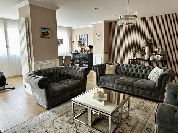 NANCY CENTRE - APPARTEMENT - PARKING - ASCENCEUR - CAVE - 105 M2