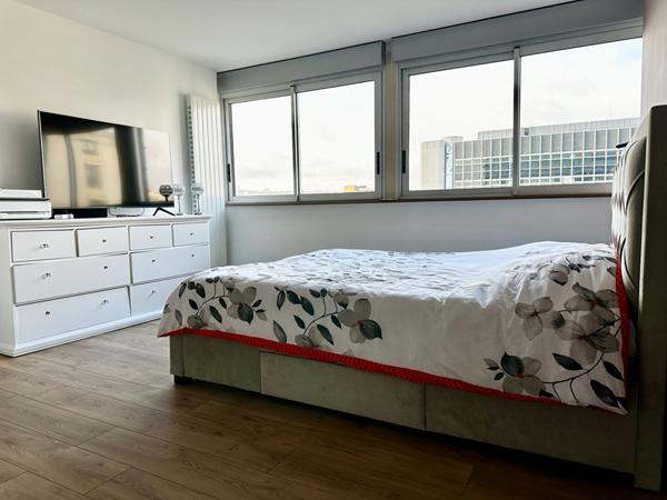 NANCY CENTRE - APPARTEMENT - PARKING - ASCENCEUR - CAVE - 105 M2