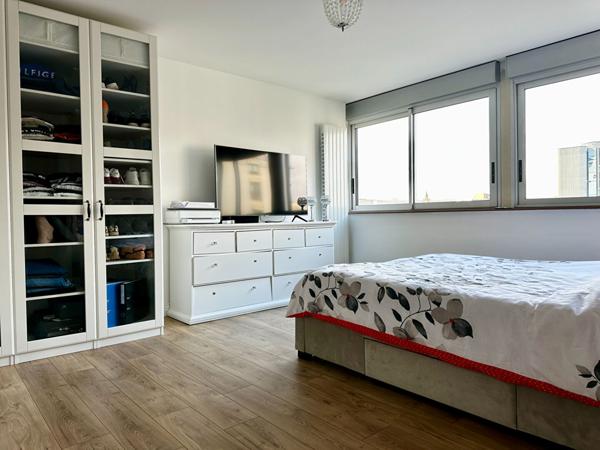 NANCY CENTRE - APPARTEMENT - PARKING - ASCENCEUR - CAVE - 105 M2